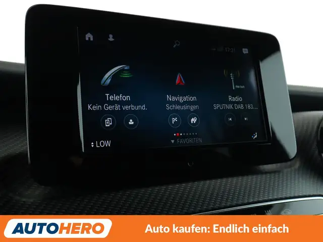 Mercedes-Benz V-Class view 21