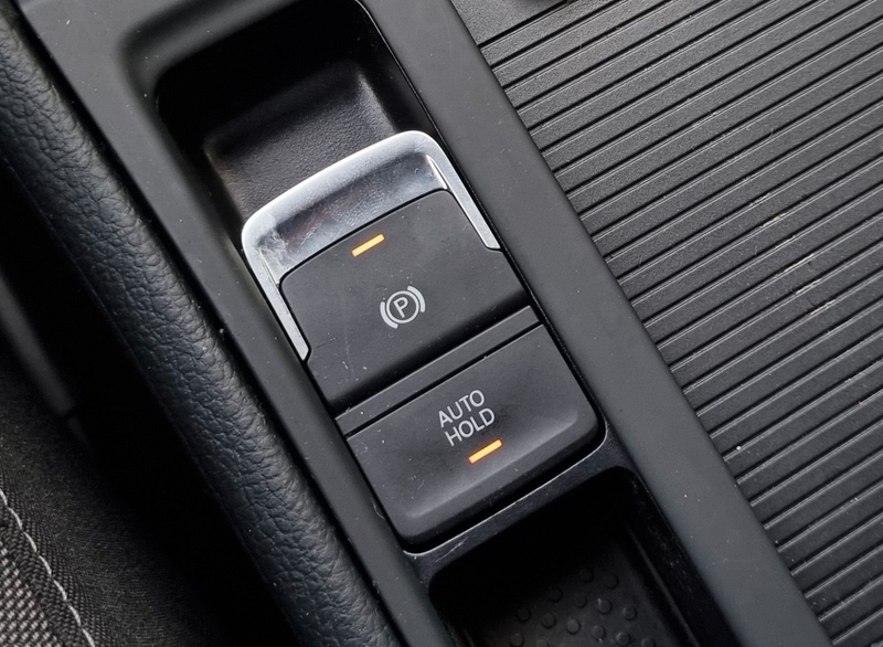 Volkswagen Golf VII Highline BlueMotion-KAMERA-ALCANTARA- — photo 31
