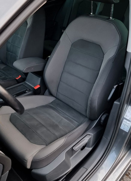Volkswagen Golf VII Highline BlueMotion-KAMERA-ALCANTARA- — photo 9