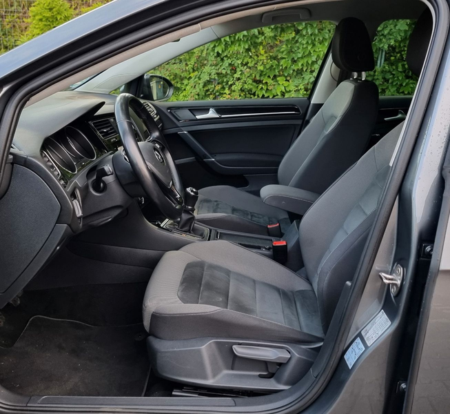 Volkswagen Golf VII Highline BlueMotion-KAMERA-ALCANTARA- — photo 8