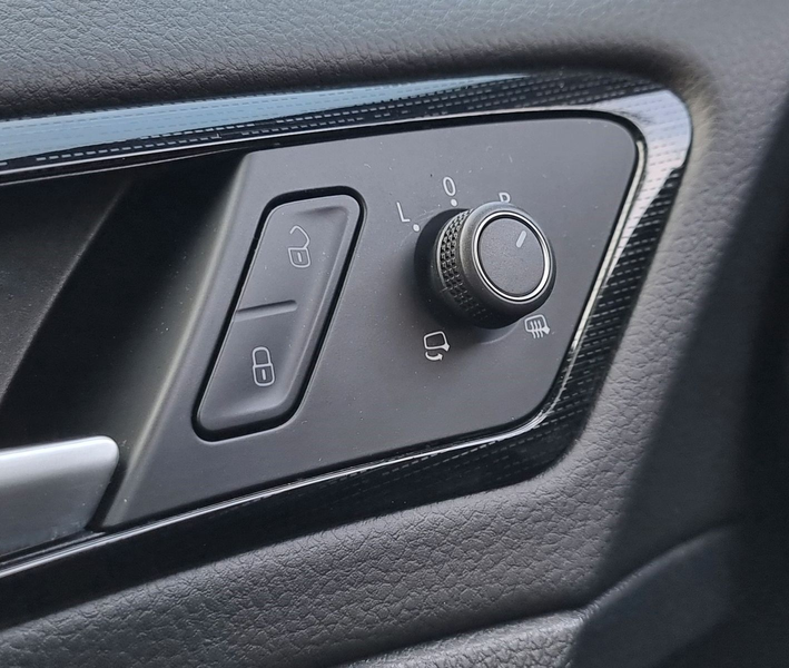 Volkswagen Golf VII Highline BlueMotion-KAMERA-ALCANTARA- — photo 24