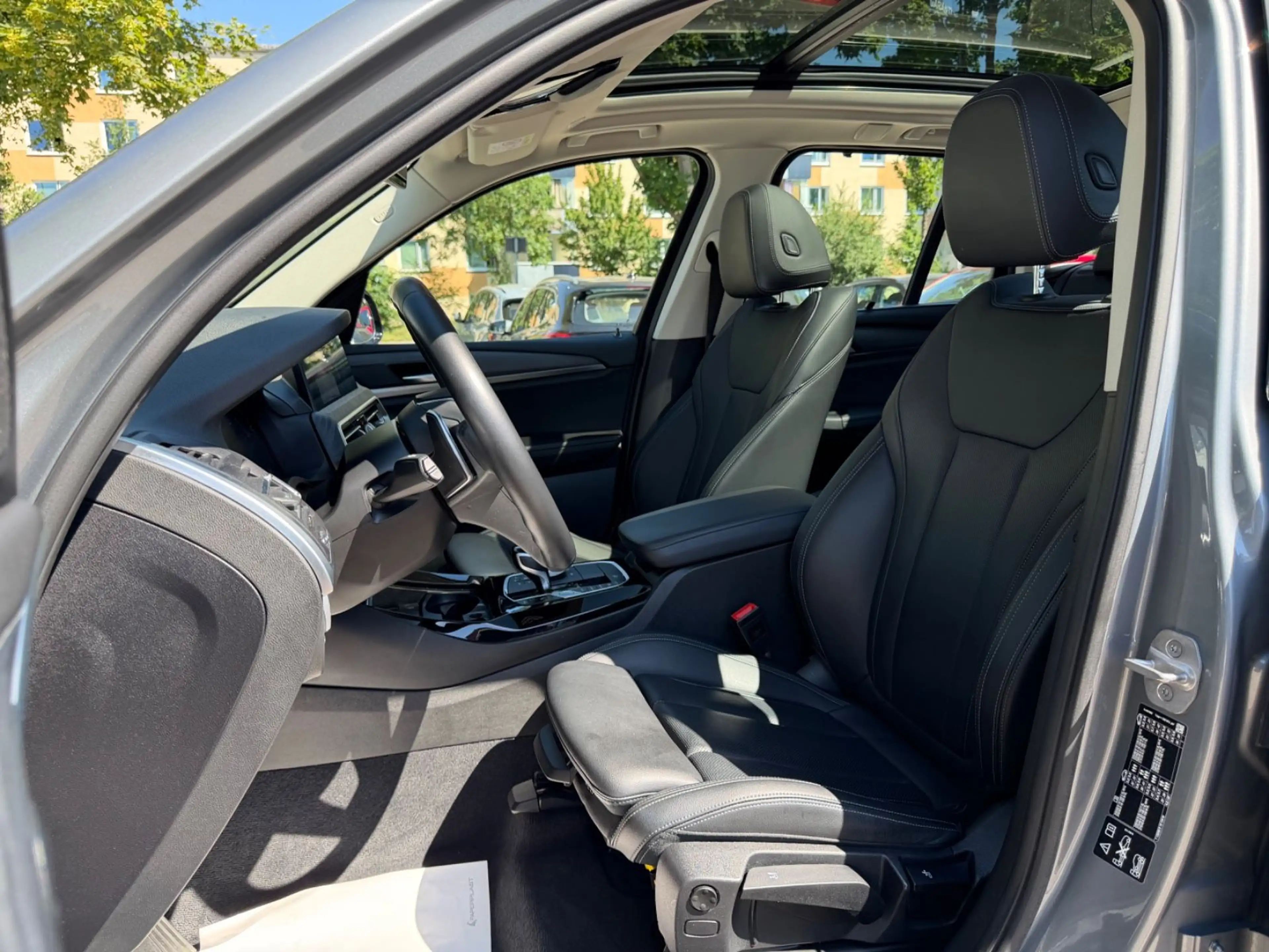 BMW X3 xDrive 30 d/Pano/DrivAssist/ParkAssist/LiveCo — photo 9