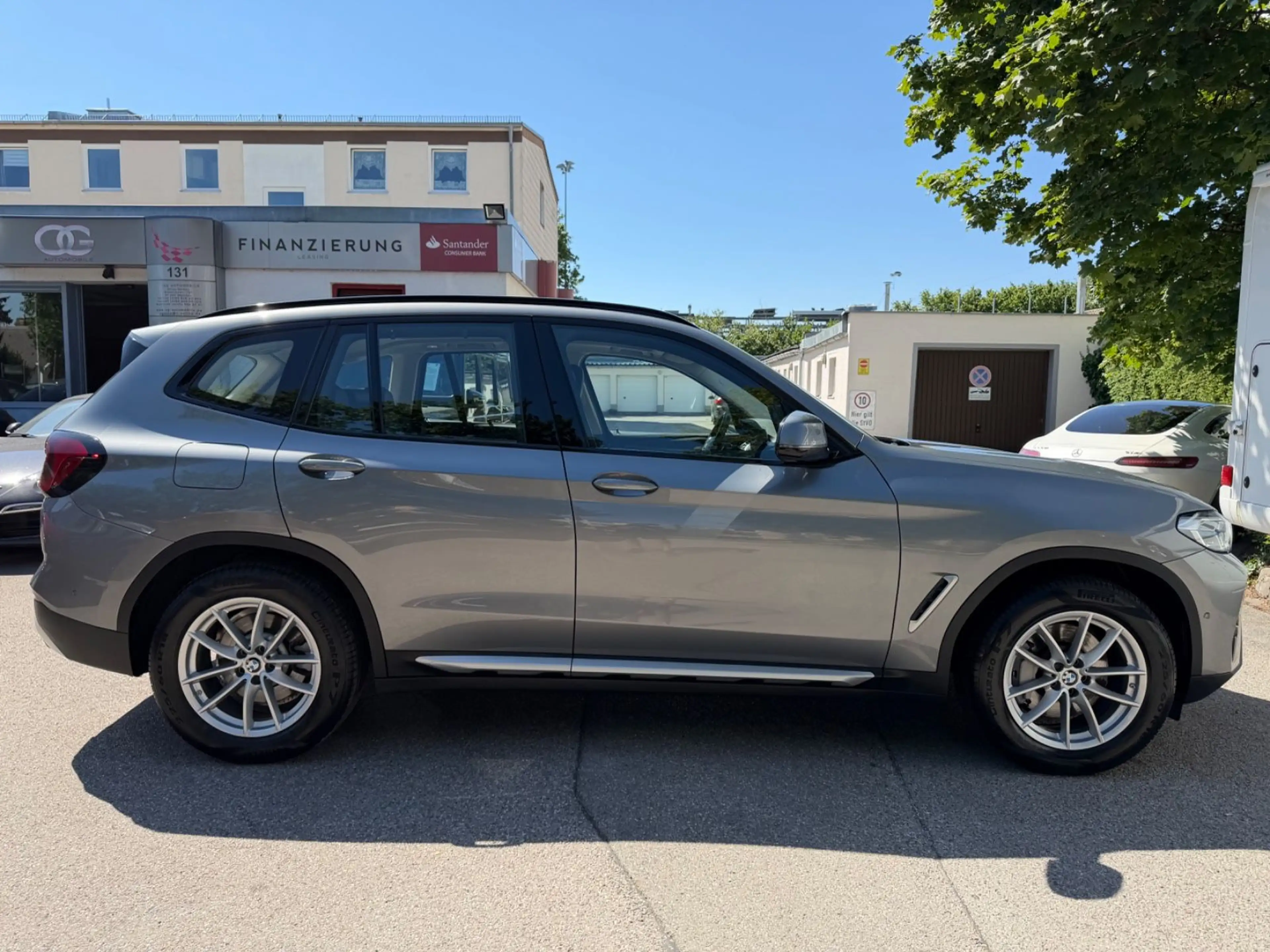 BMW X3 xDrive 30 d/Pano/DrivAssist/ParkAssist/LiveCo — photo 6