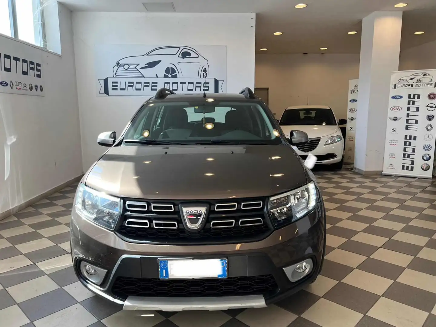 Dacia Sandero Stepway 0.9 TCe 12V 90 CV Start&Stop Brun - 1
