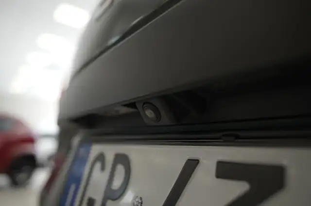 Dacia Duster view 13