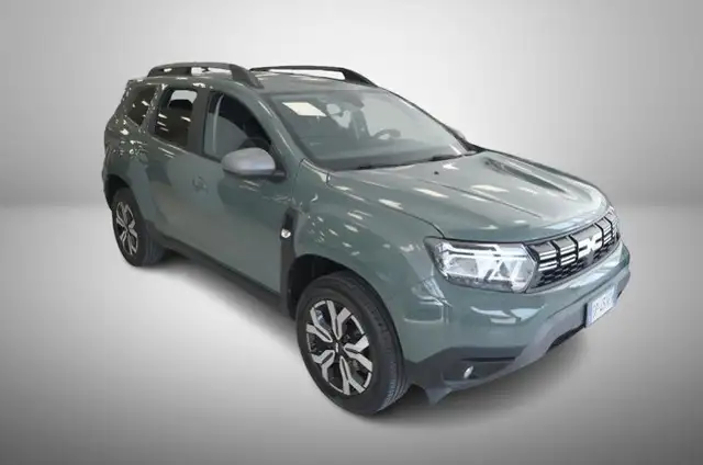 Dacia Duster view 15