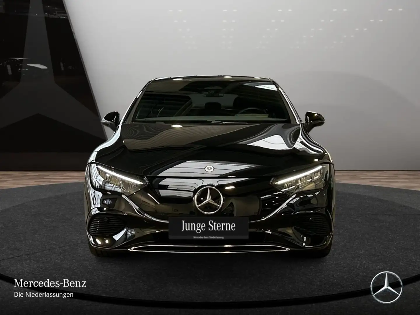 Mercedes-Benz EQE 300 Distr. LED AHK Kamera Spurhalt-Ass Memory Schwarz - 2