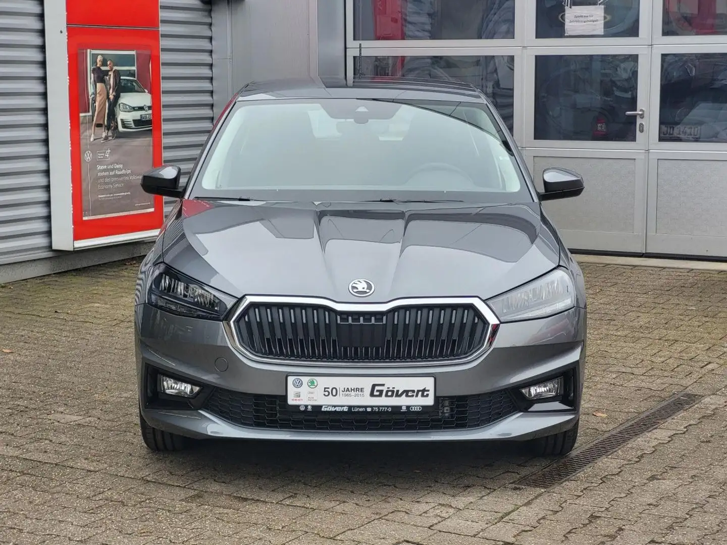 Skoda Fabia 1.0 TSI Selection PDC GRA SHZ KAMERA LED Grau - 2