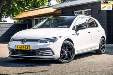 1.5 eTSI Style R-Line Automaat I Panoramadak I Dis