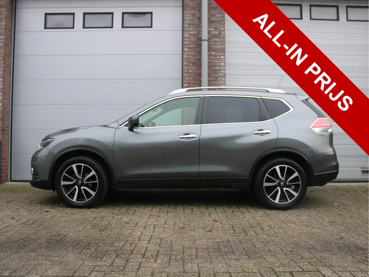 Nissan X-Trail 1.6 DIG-T Connect Edition 360 camera/Pano/Trekhaak Grijs - 2