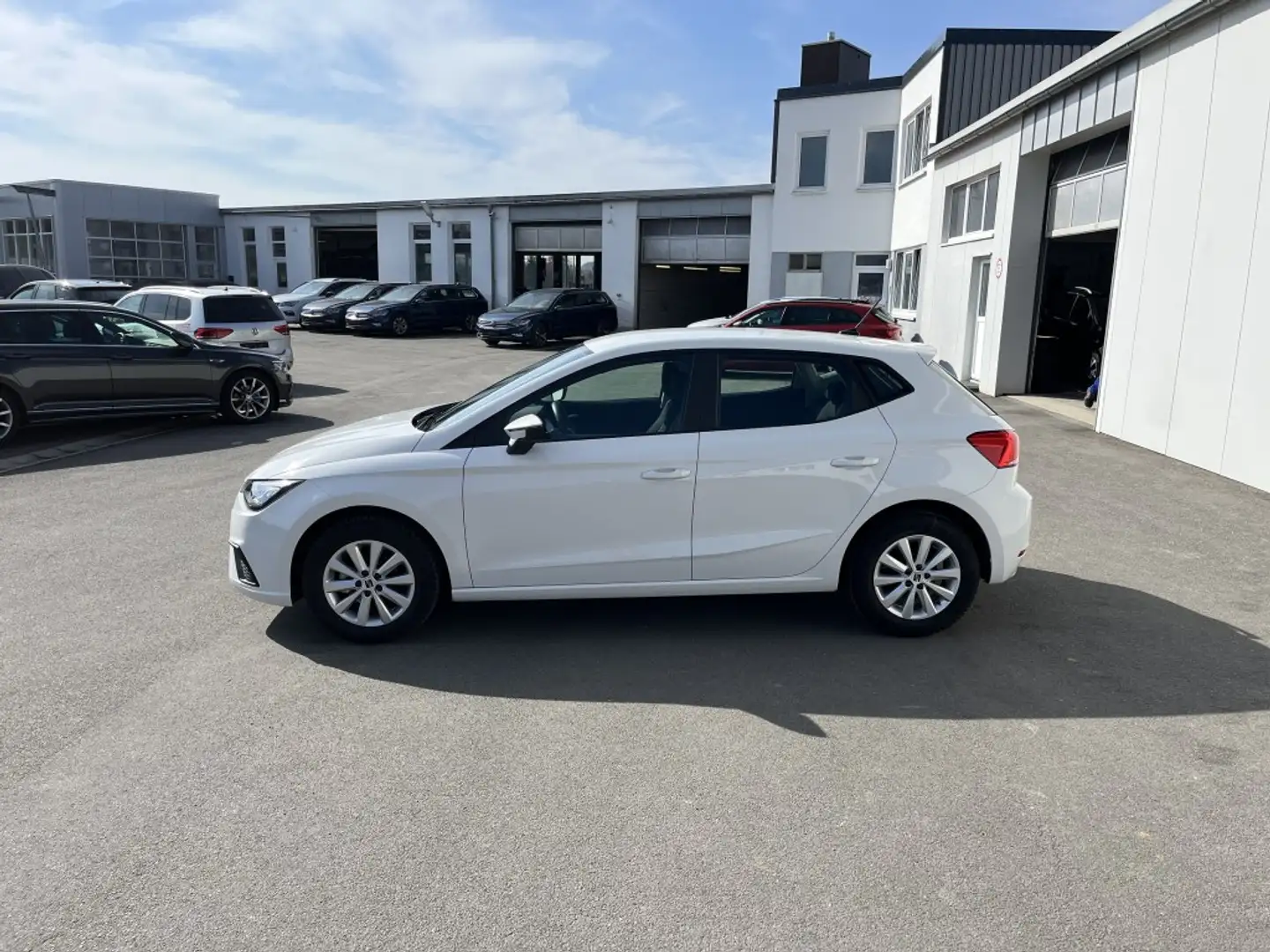 SEAT Ibiza 1.0 Style 91€ m. 20% Anzahlung DAB LED PDC SHZ K Weiß - 2