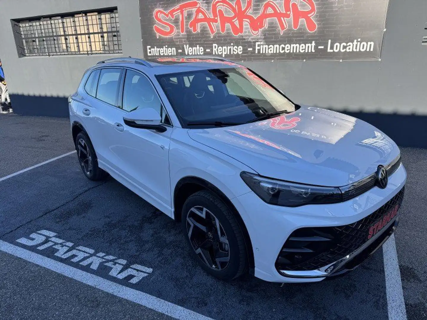 Volkswagen Tiguan 1.5 EHYBRID 272CH R-LINE DSG6 Weiß - 2