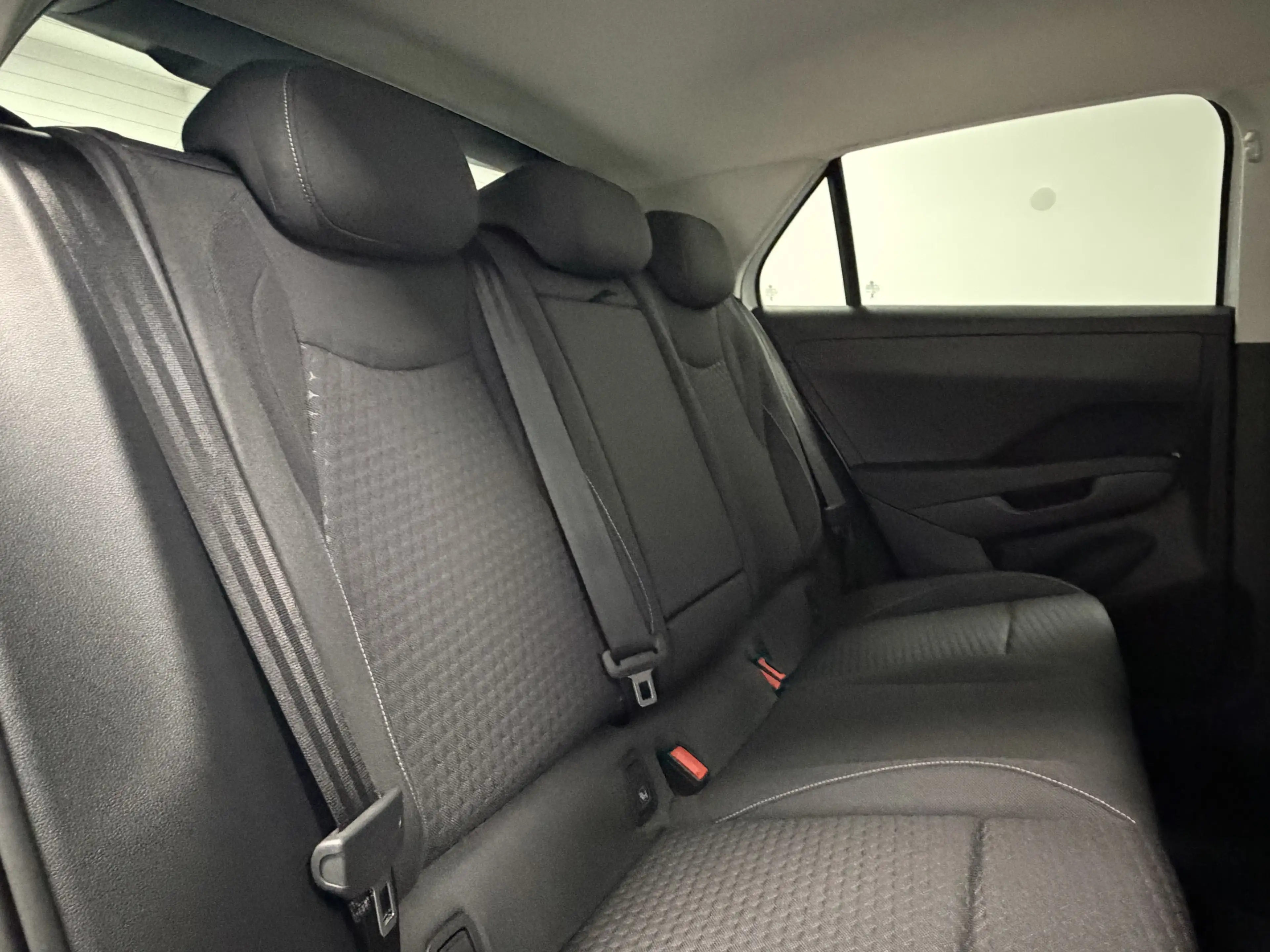 Volkswagen T-Roc 1.5 eTSI DSG Life 5J-Garantie Ambiente AHK — photo 15