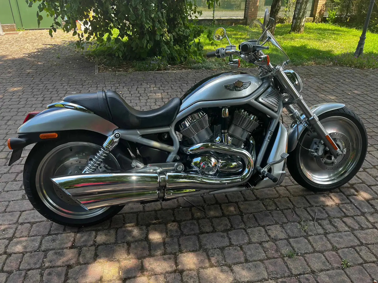 Harley-Davidson V-Rod VRSCA centenario bicolore Silver - 1