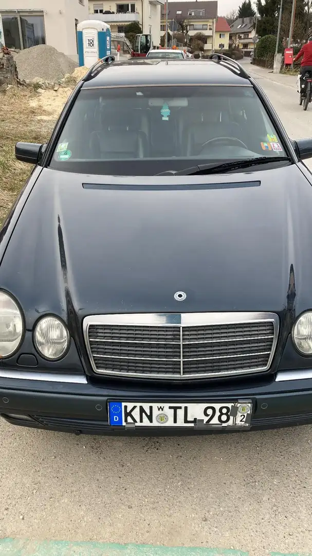 Mercedes-Benz E 320 E 320 T Elegance Negru - 2