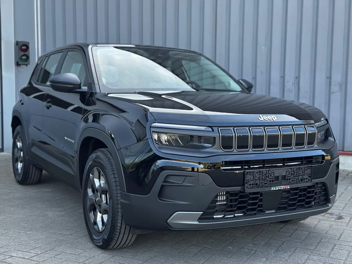 Jeep Avenger 1.2 Turbo MHEV Longitude Noir - 2