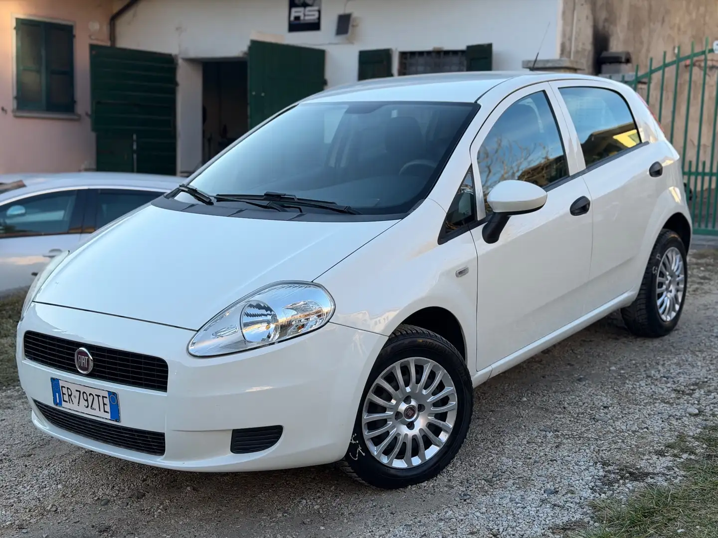 Fiat Grande Punto Grande Punto 1.4 5 porte Actual Natural Power Bianco - 1