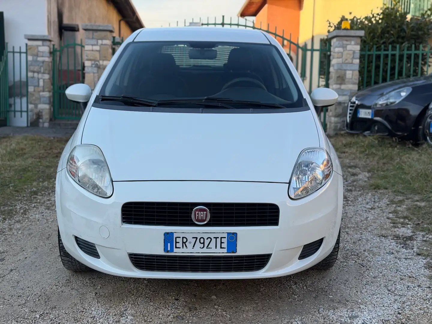 Fiat Grande Punto Grande Punto 1.4 5 porte Actual Natural Power Bianco - 2