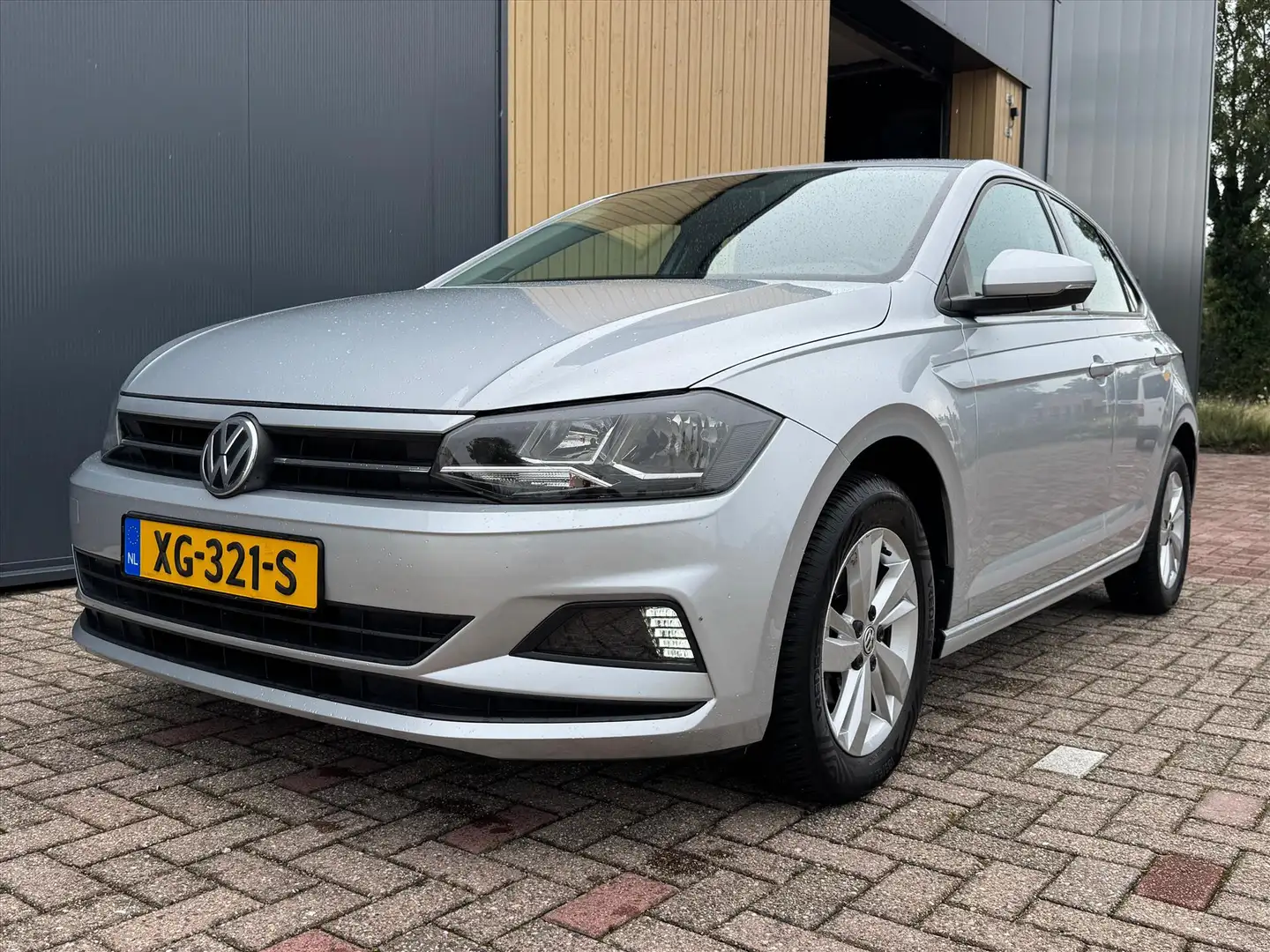 Volkswagen Polo 1.0 TSI 95pk Comfortline | ACC | Carplay | Airco | Gris - 1