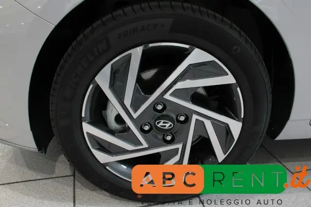 Hyundai I20 view 2