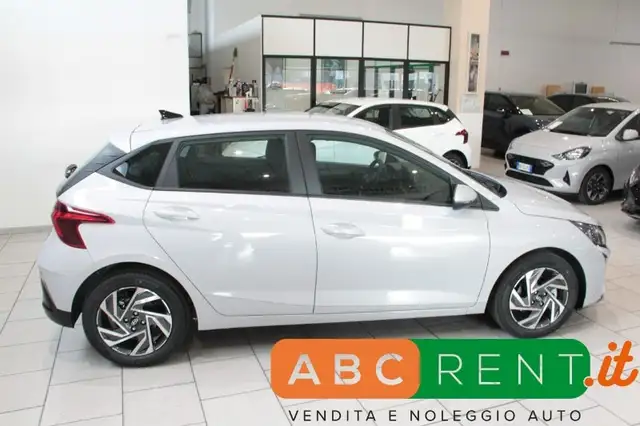 Hyundai I20 view 8