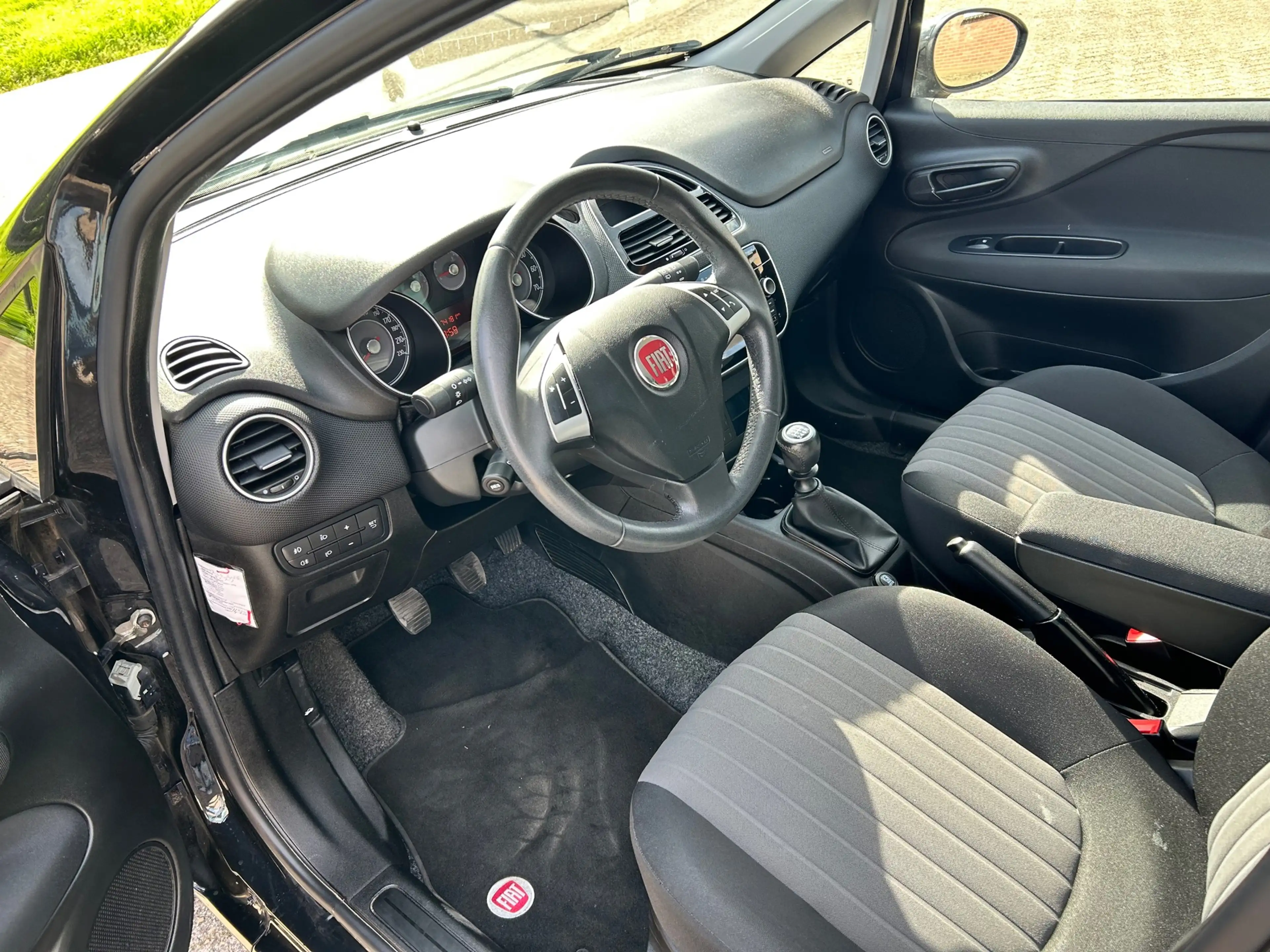 Fiat Punto Evo 0.9 TwinAir Sempre // Nieuwe APK // Airco — photo 10