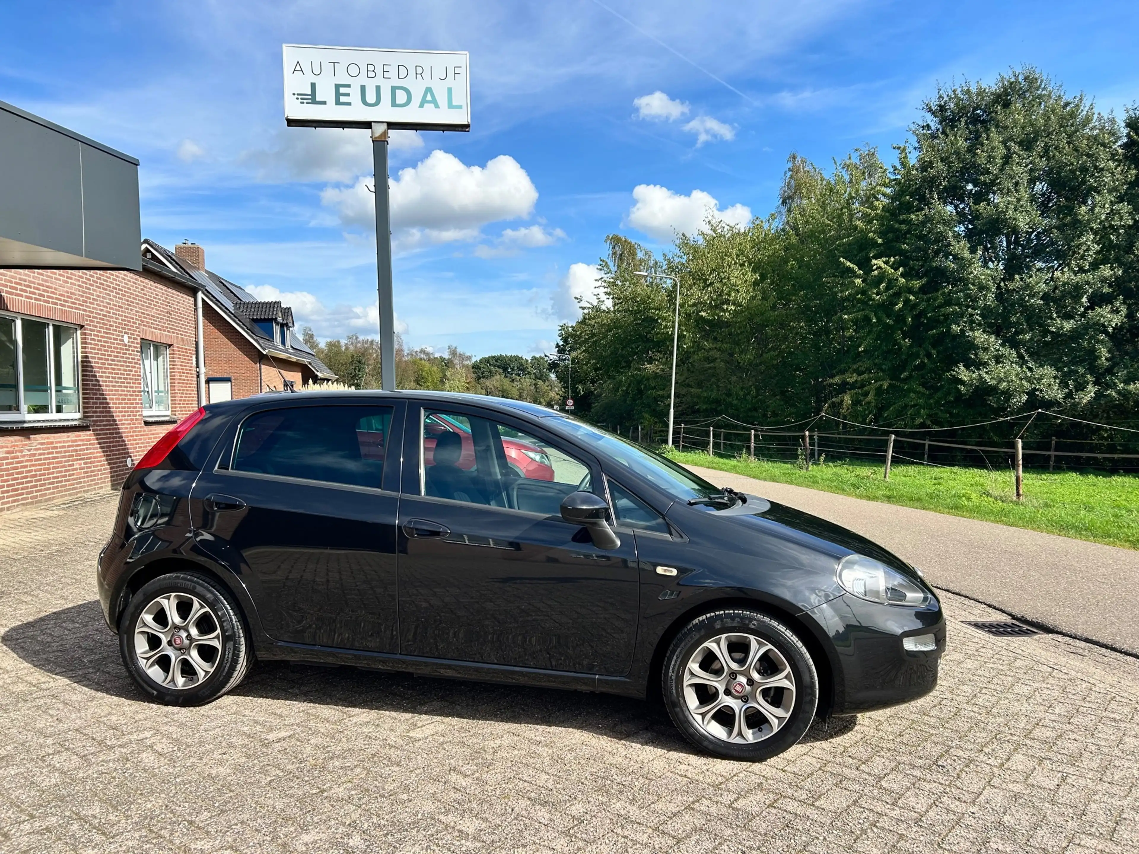 Fiat Punto Evo 0.9 TwinAir Sempre // Nieuwe APK // Airco — photo 4