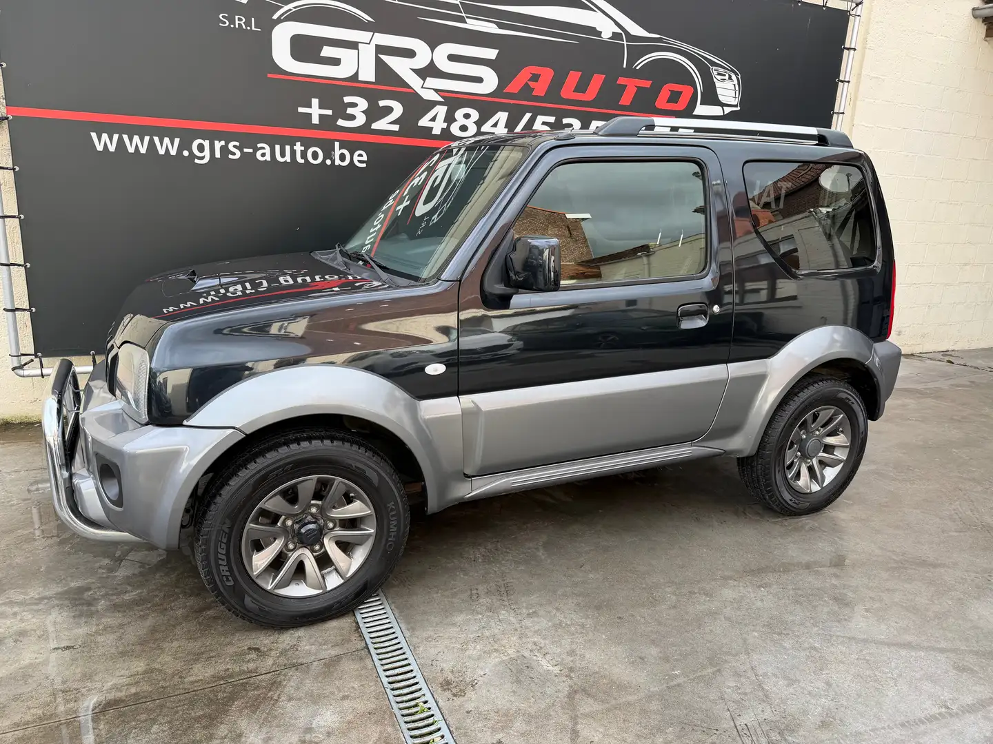 Suzuki Jimny Jimny 1.3i JLX Dakota 1er prop./cuir/auto/garan1an Noir - 2