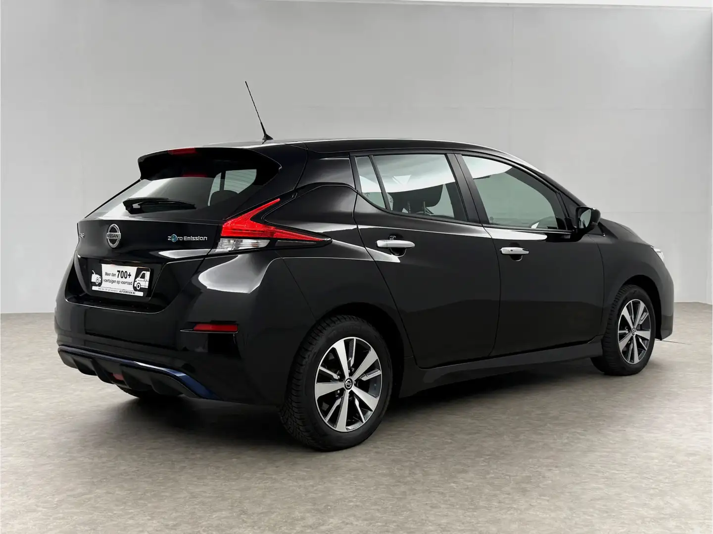 Nissan Leaf Acenta 40 kWh 150PK Camera Carplay LED Clima Cruis Zwart - 2