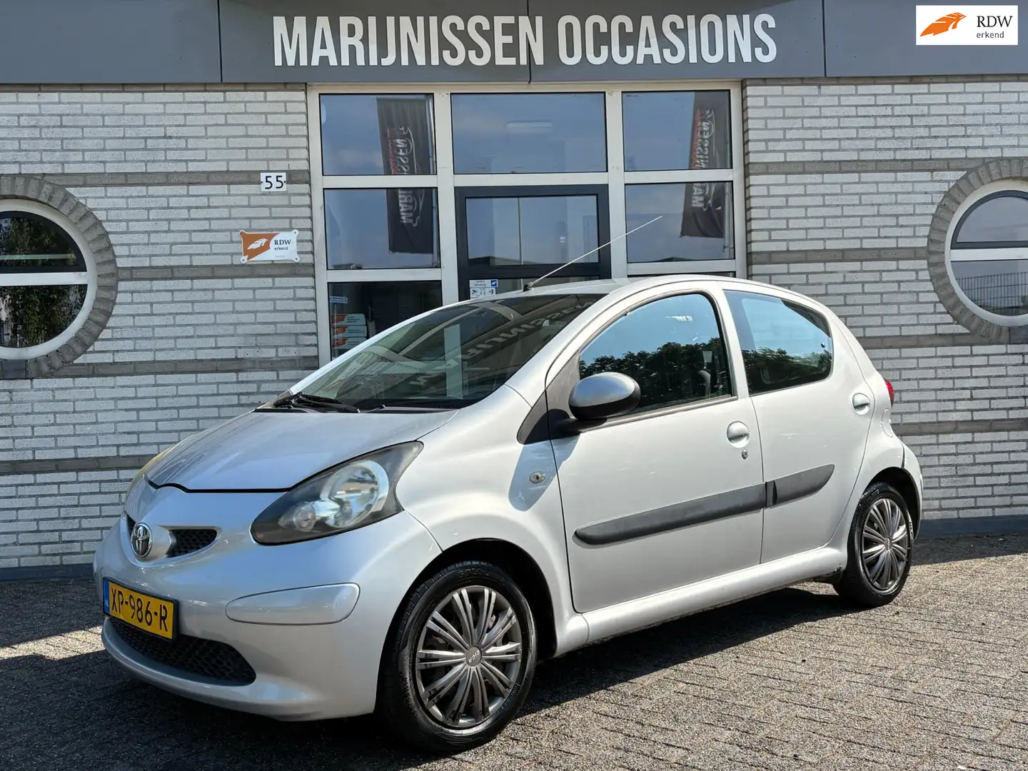 Toyota Aygo 1.0-12V |Airco,Elekpkt| Grijs - 1