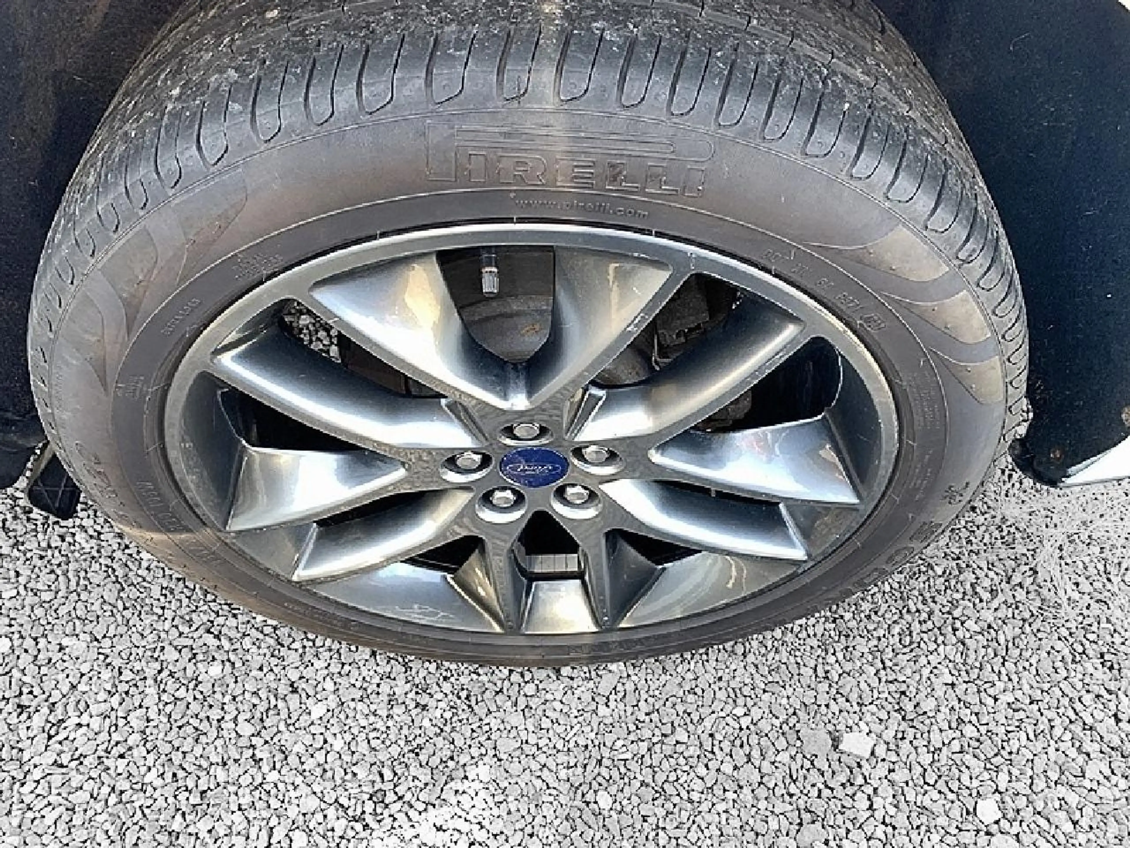 Ford Edge Sport 4x4 — photo 8