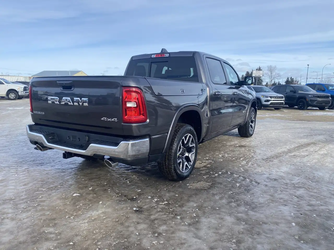 RAM 1500 снимка RAM 1500