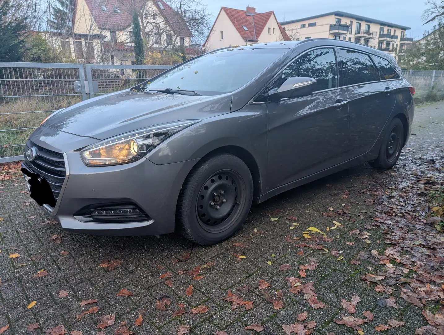 Hyundai i40 i40 Kombi blue 1.6 Trend Grau - 2