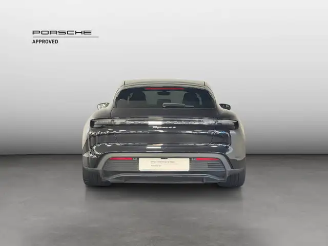 Porsche Taycan view 4