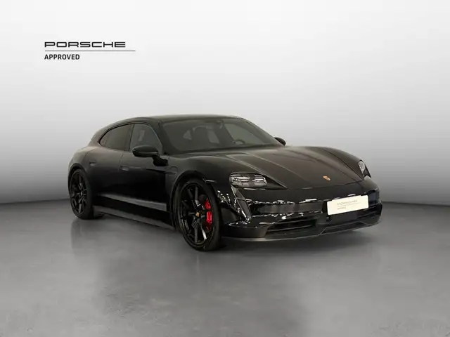 Porsche Taycan view 7