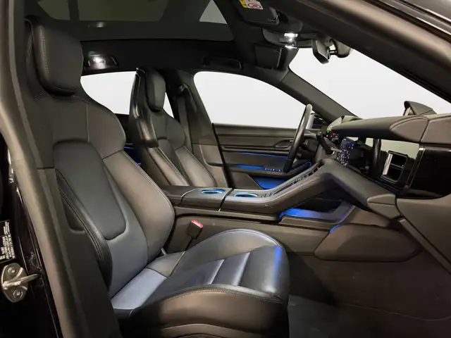 Porsche Taycan view 13