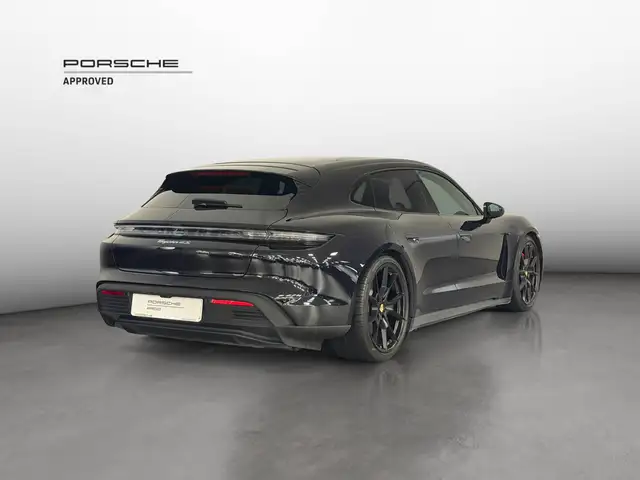 Porsche Taycan view 5