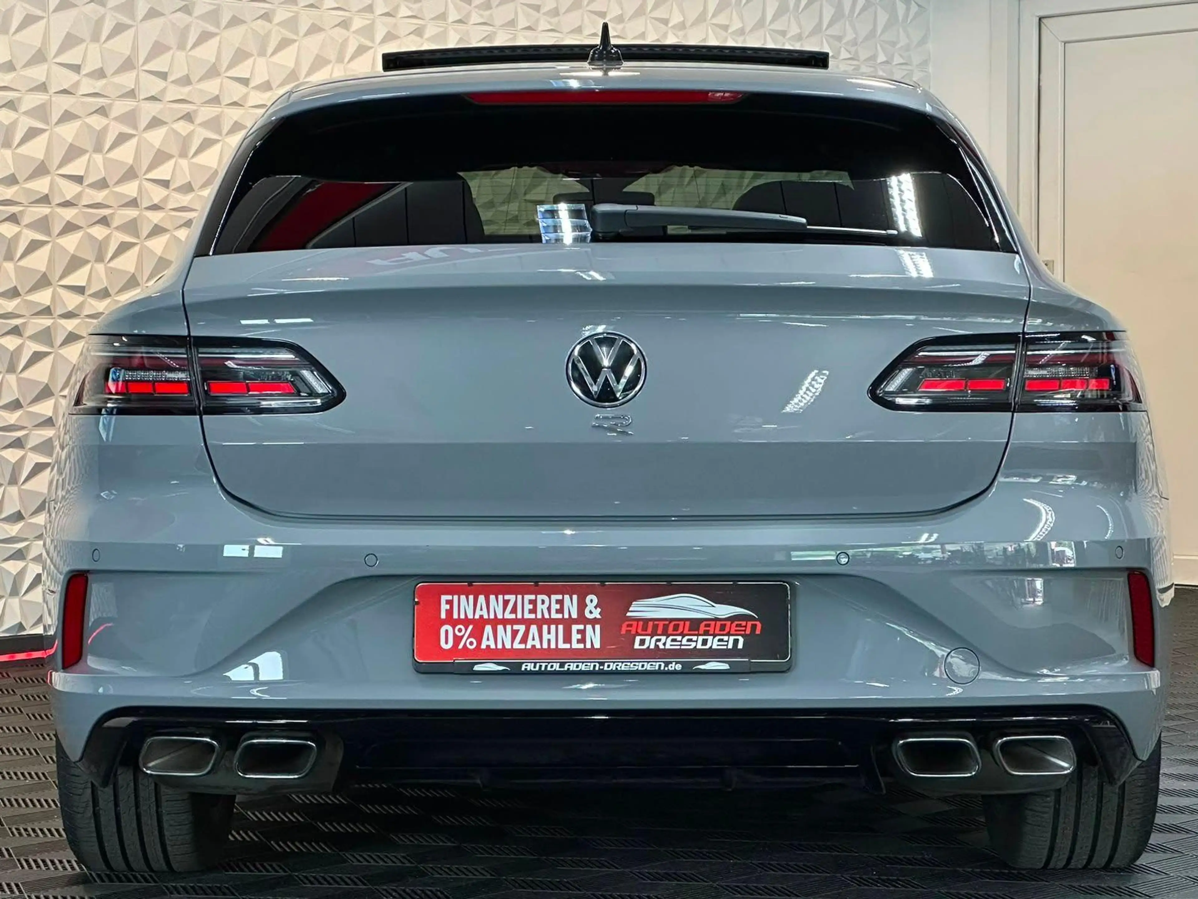 Volkswagen Arteon R LINE 2.0TSI 4x4 MATRIX#PANO#ACC#SPUR#SH — photo 6