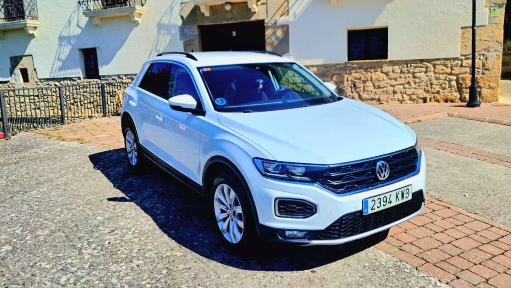 Volkswagen T-Roc 1.6TDI Advance Style - foto 1