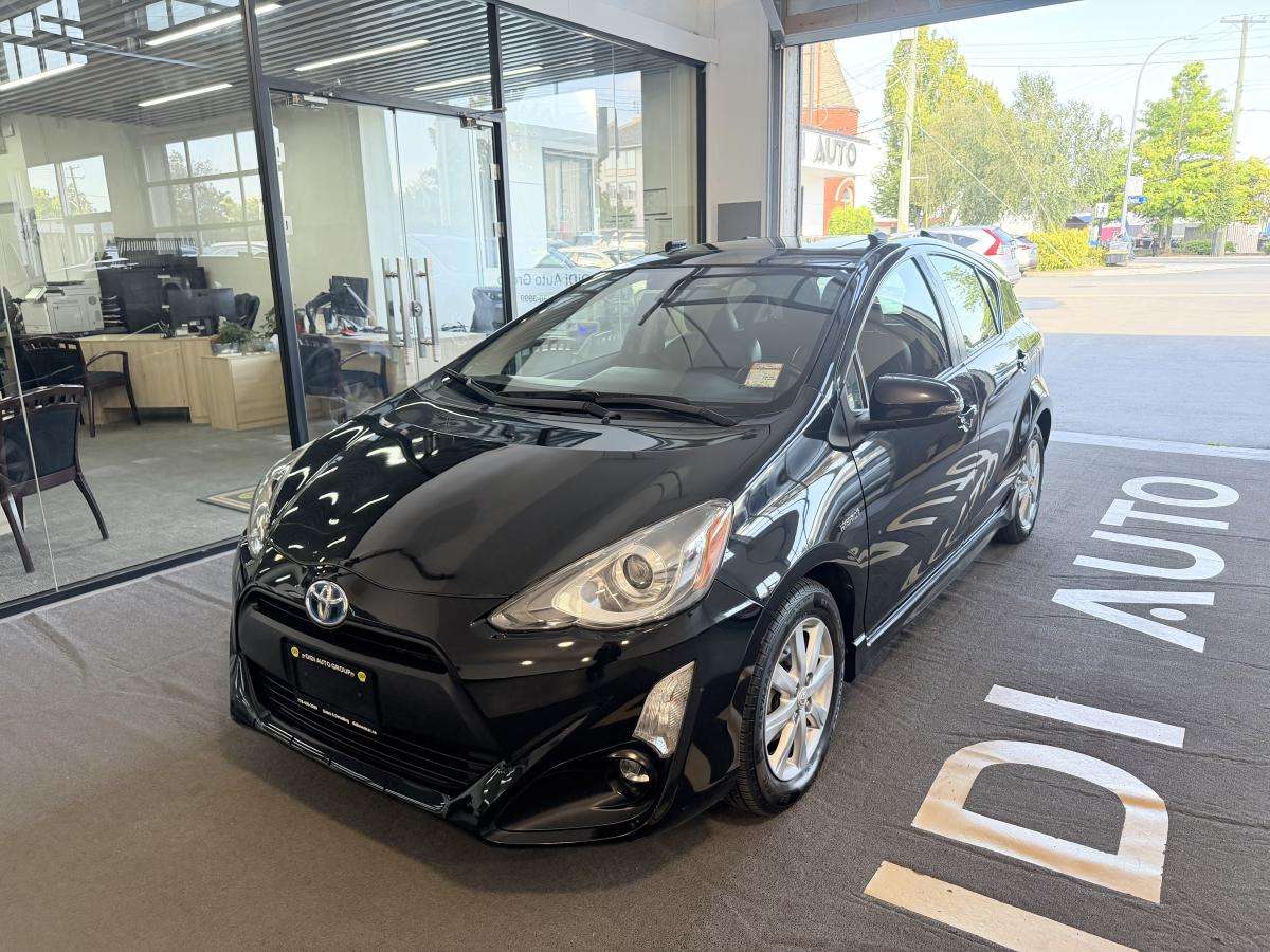 2017 Toyota Prius c 5dr HB