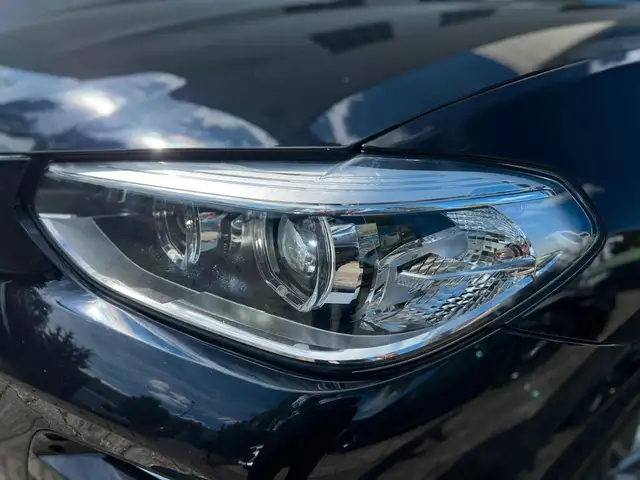 BMW X3 view 9