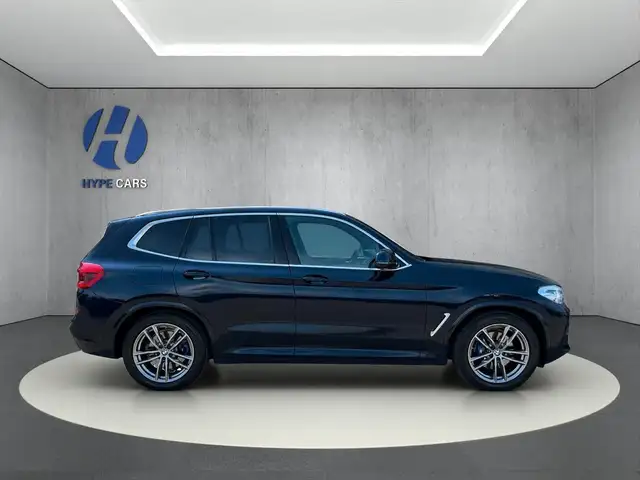 BMW X3 view 7