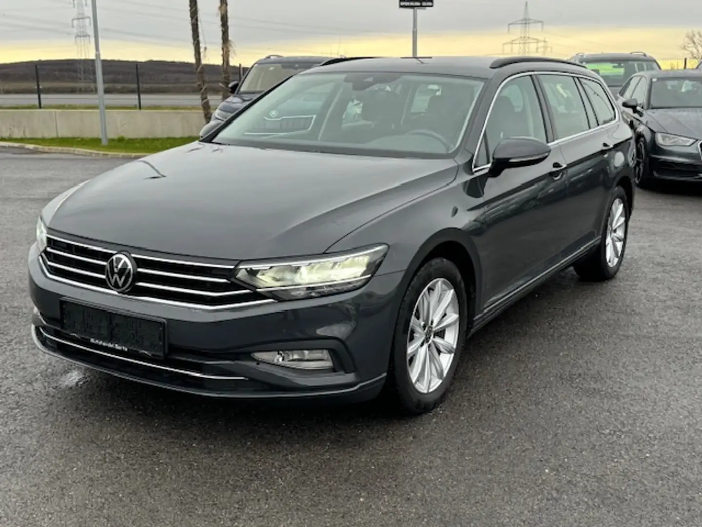 Volkswagen Passat Variant *DSG*4Motion*LED* Grau - 1