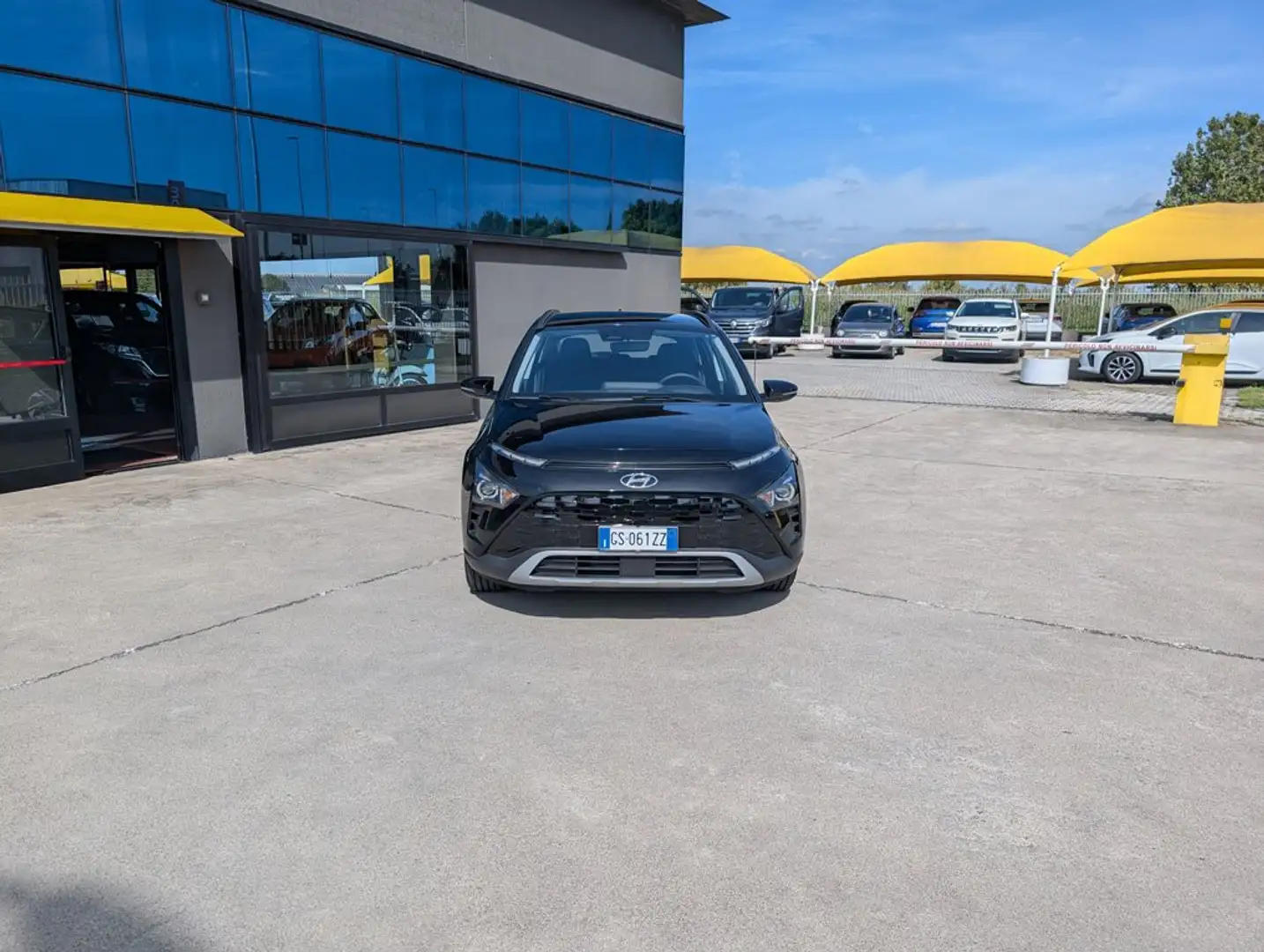 Hyundai BAYON 1.2 mpi Xline ** KM0** Zwart - 2