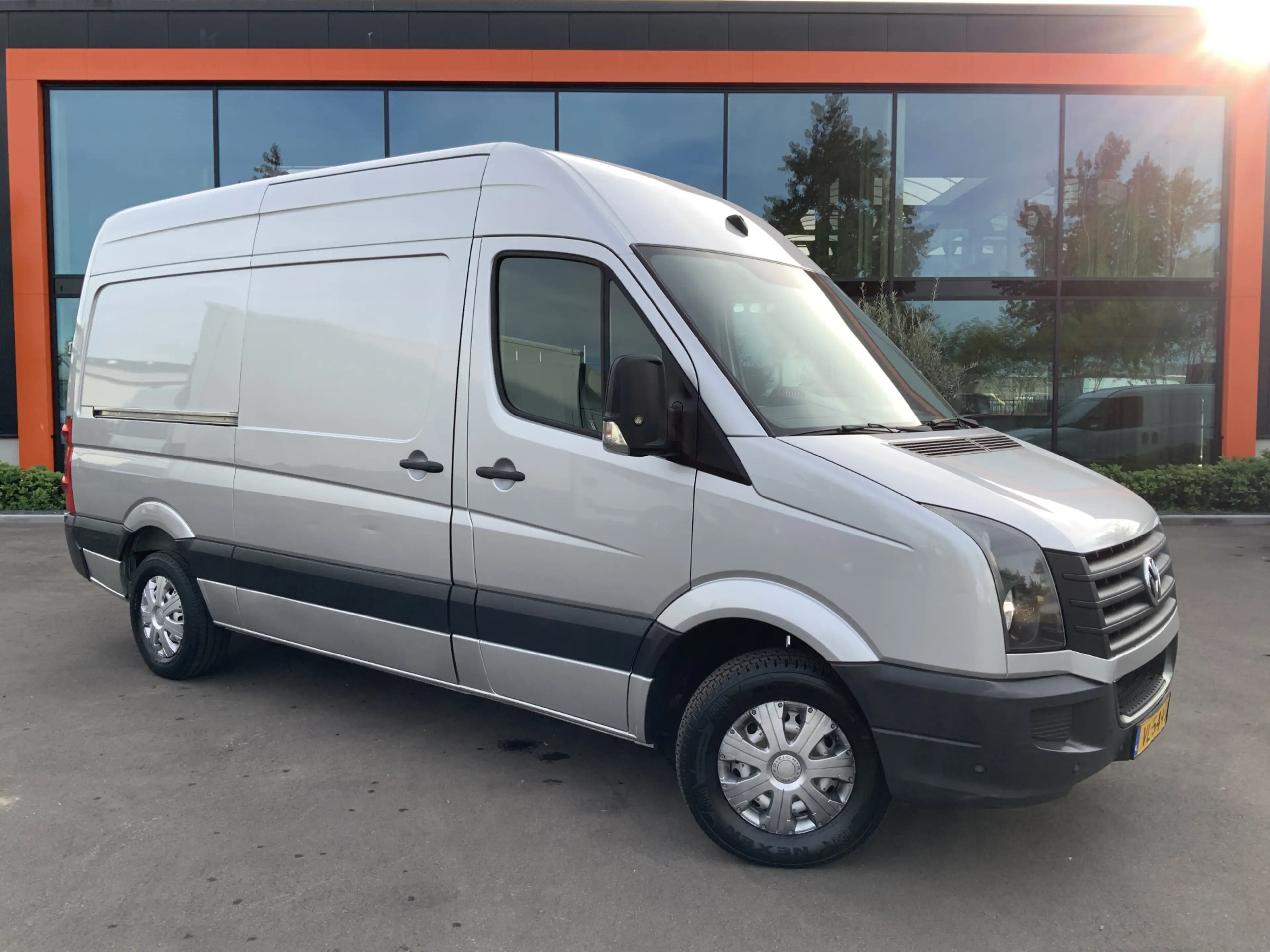 Volkswagen Crafter 32 2.0 TDI L2H2 Met Oprij Platau Airco Cruise 3 Zi — photo 18