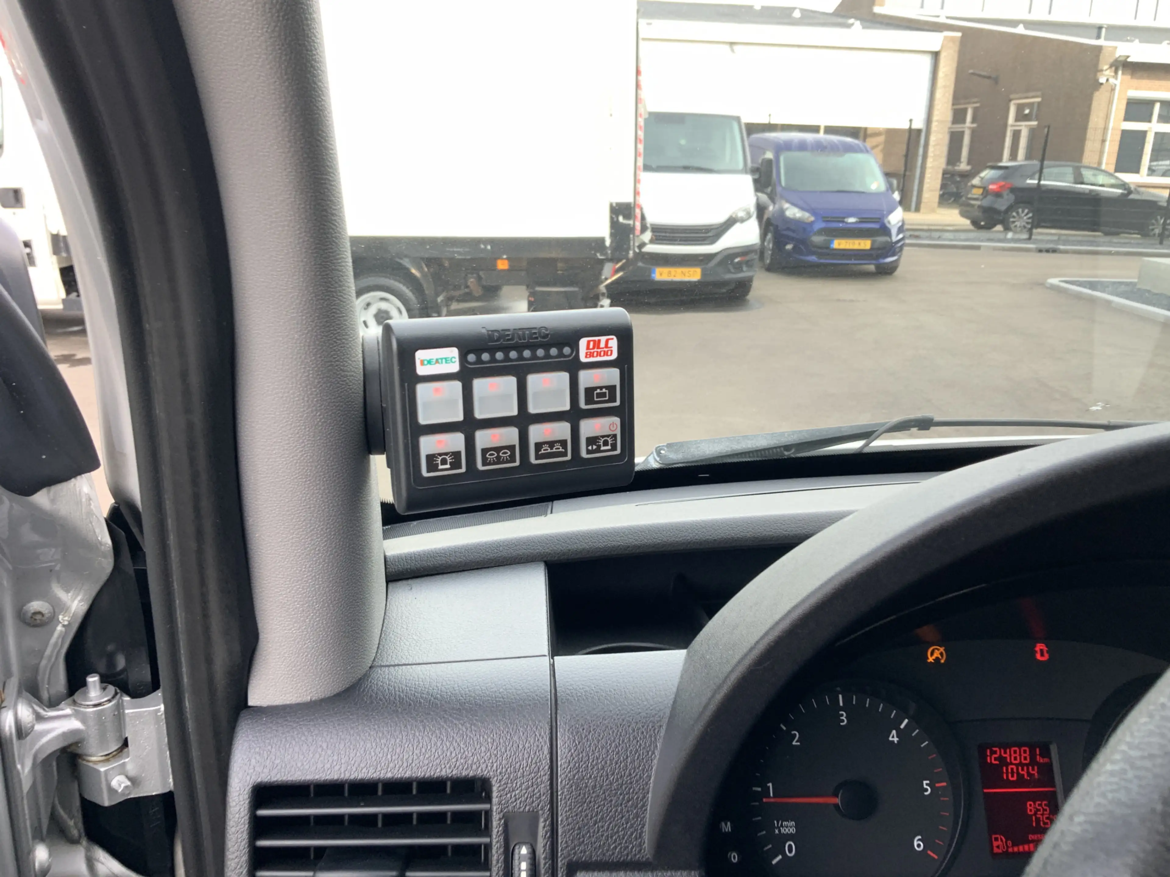 Volkswagen Crafter 32 2.0 TDI L2H2 Met Oprij Platau Airco Cruise 3 Zi — photo 5
