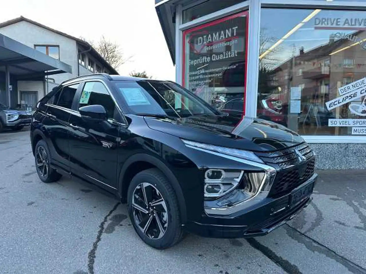 Mitsubishi Eclipse Cross Plug-in Hybrid Select 2.4 4WD Schwarz - 1