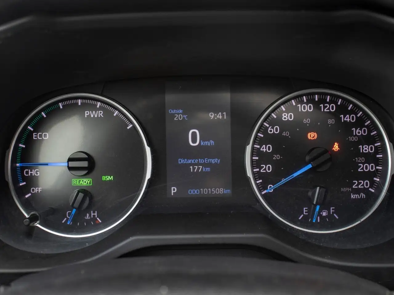 Toyota RAV 4 снимка Toyota RAV 4