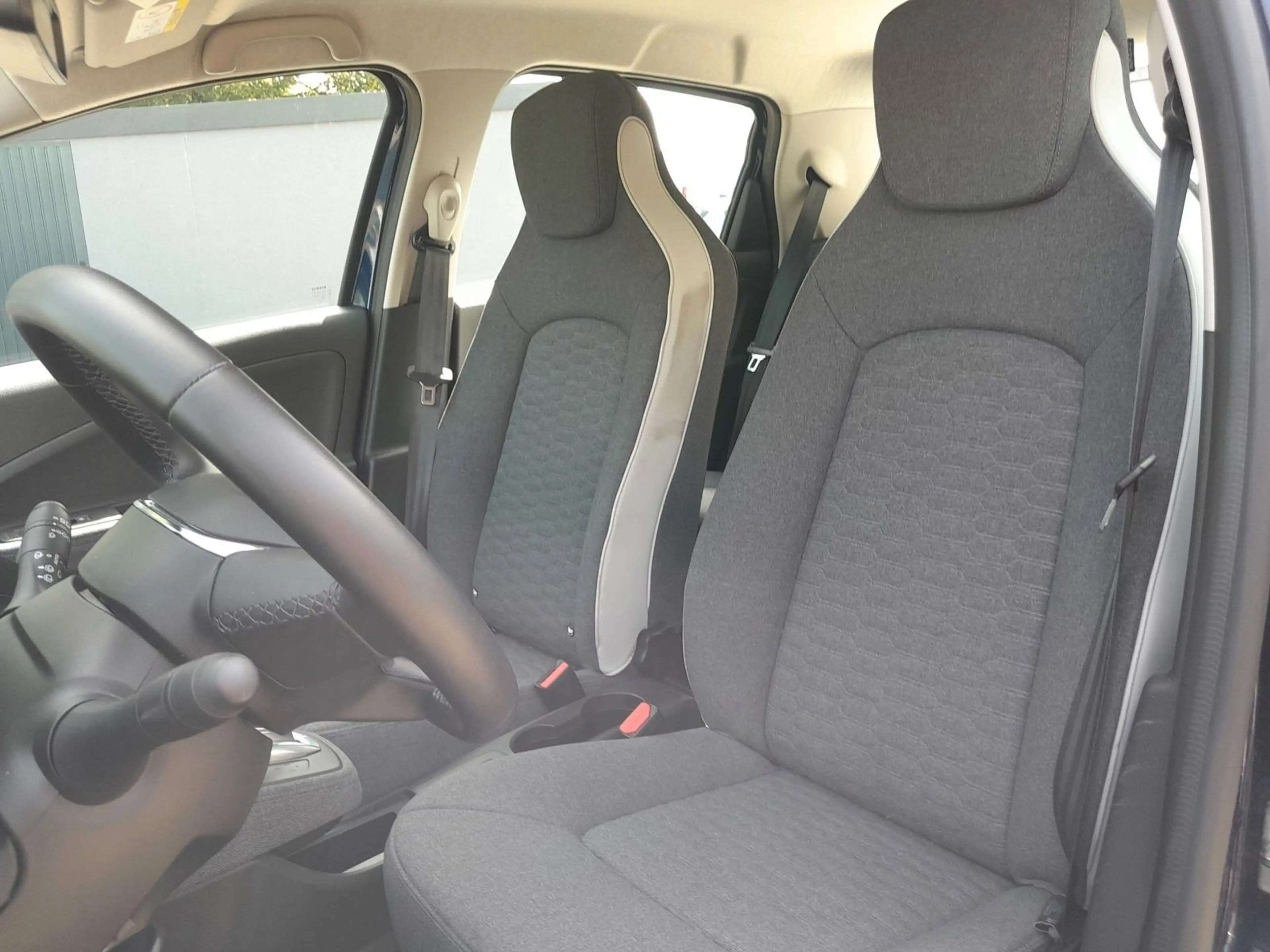 Renault ZOE E-Tech 100%*RFK*Tempomat*Lichtsensor — photo 8
