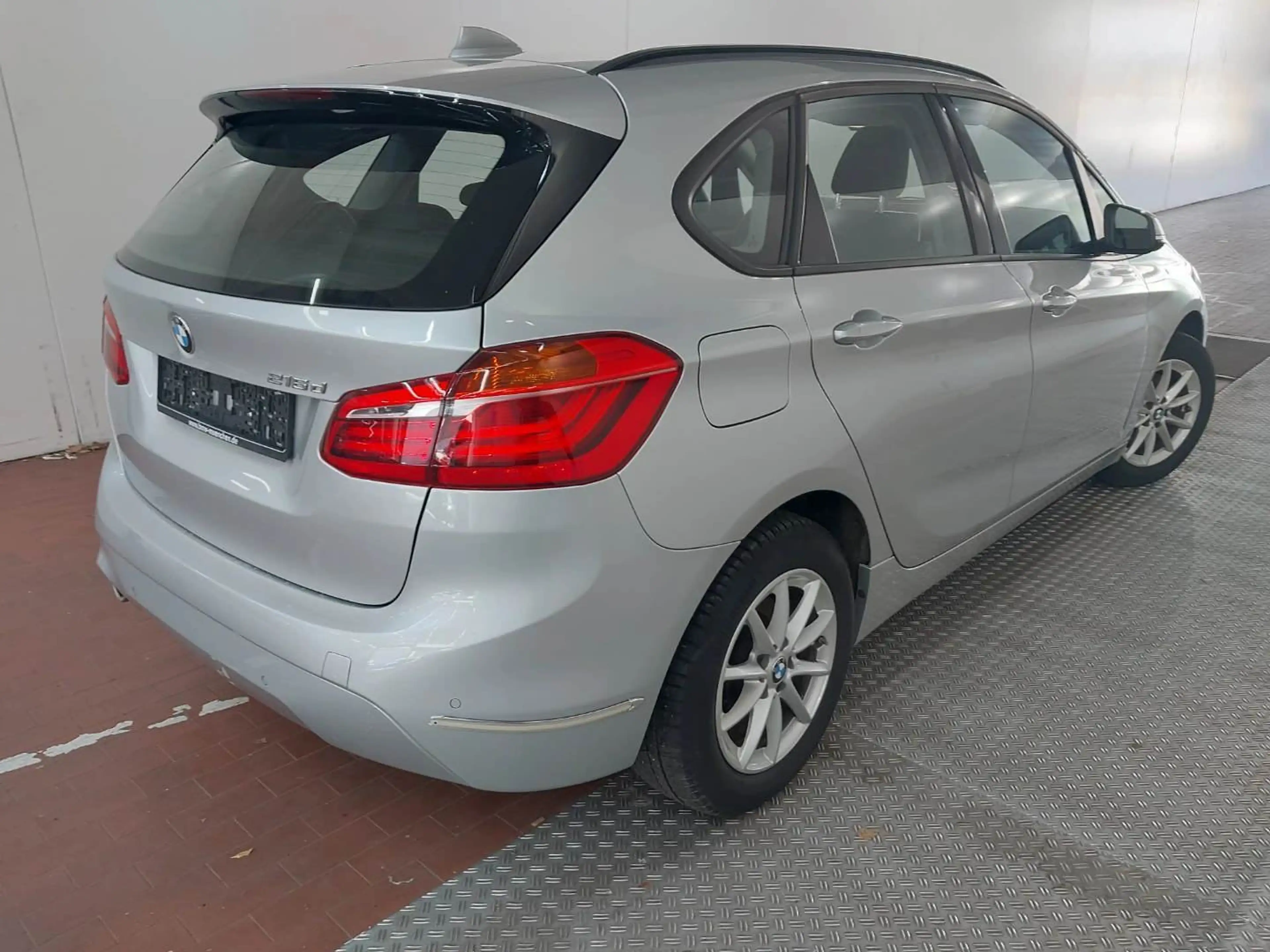 BMW 216 216d Active Tourer 12 Monaten Garantie — photo 3